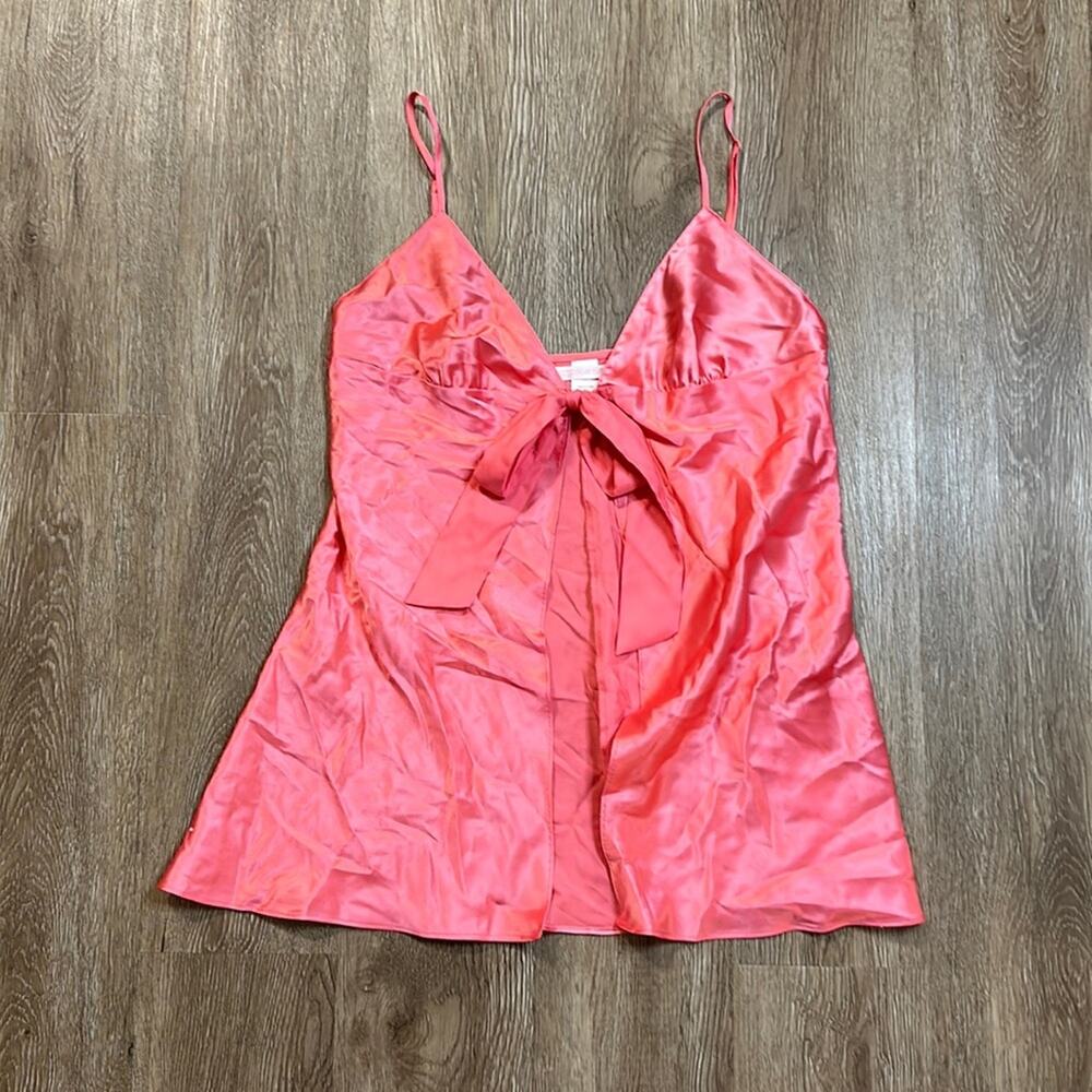 VIctoria's‎ Secret Satin Tie Front Babydoll Size Medium Plunge Neck